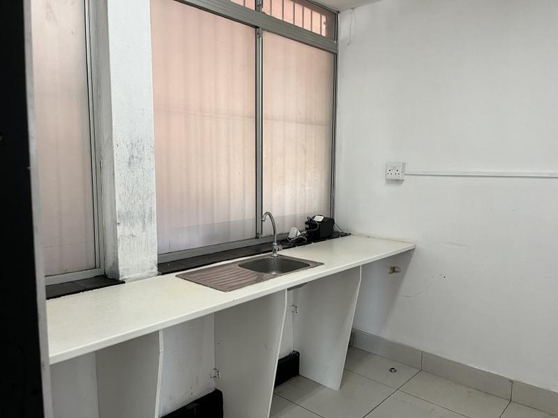 To Let commercial Property for Rent in Montague Gardens Western Cape